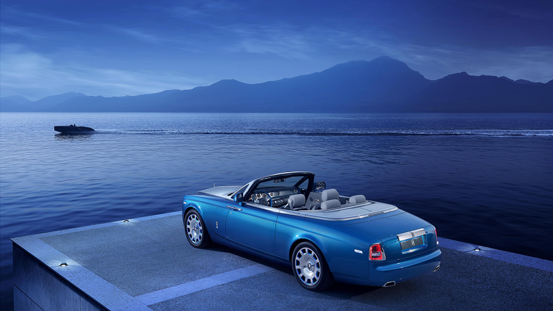 Illustration for article titled The Rolls-Royce Drophead Waterspeed Is An Art Deco Speedboat On Wheels